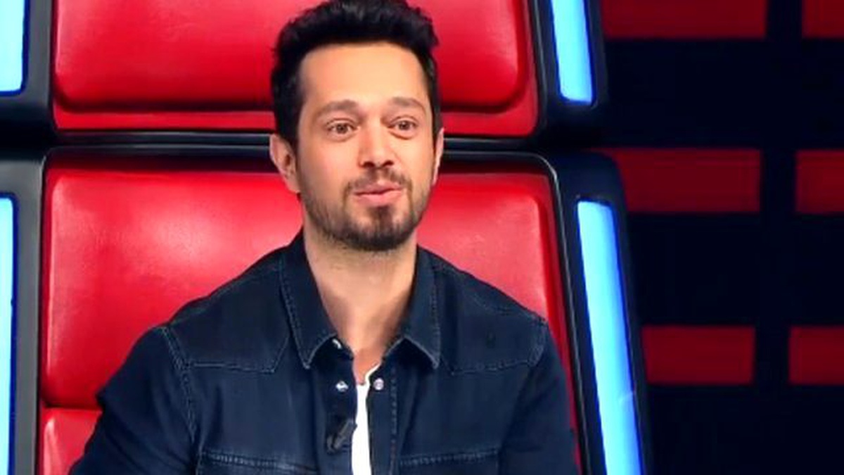 Hadise, Murat Boz\'un İngilizcesi\'ni Diline Doladı: \'Sen Daha İyi İngilizce Konuşuyordun!\'