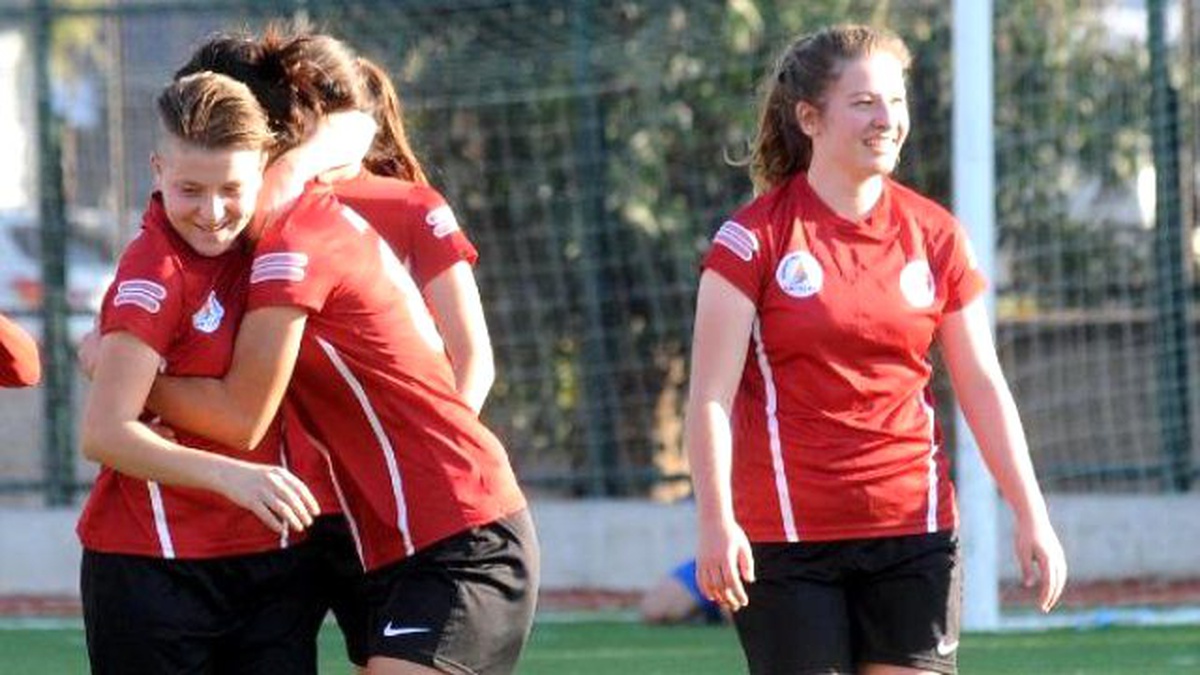 Konak Belediyespor-1207 Antalya Muratpaşa Belediyespor: 0-4