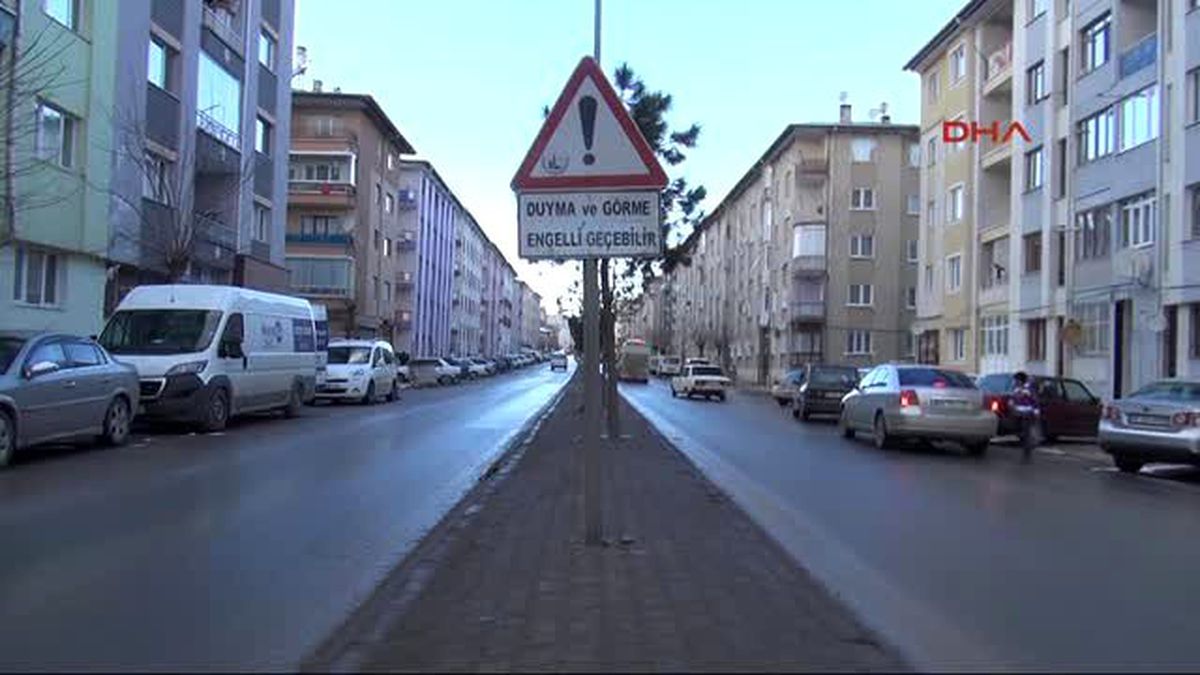 Sivas Engellileri Üzen Levha Kaldırıldı