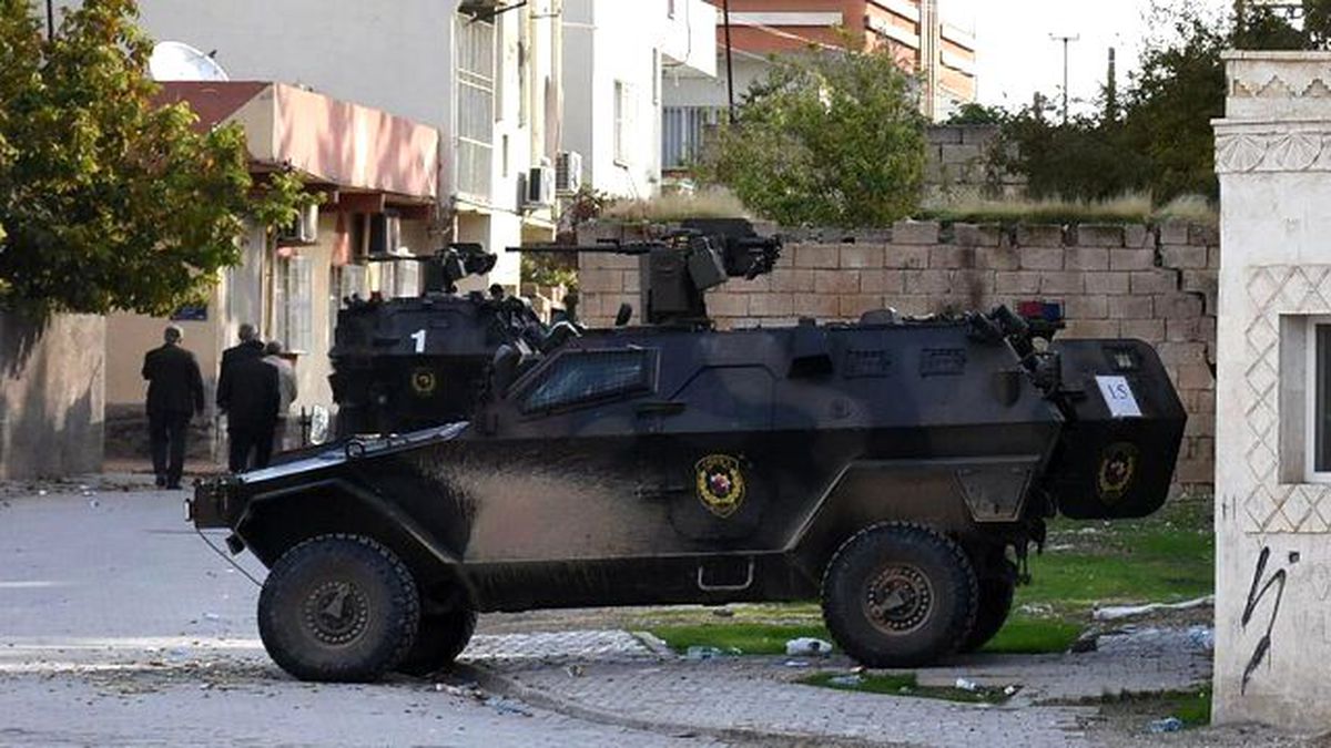 Nusaybin\'de Bombalı Saldırı: 6 Polis Yaralı
