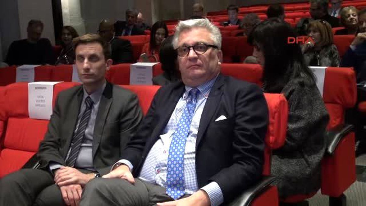 Paris İklim Zirvesi?nde Hande Bozatlı Alman Marshall Fonu ile Panel Düzenledi