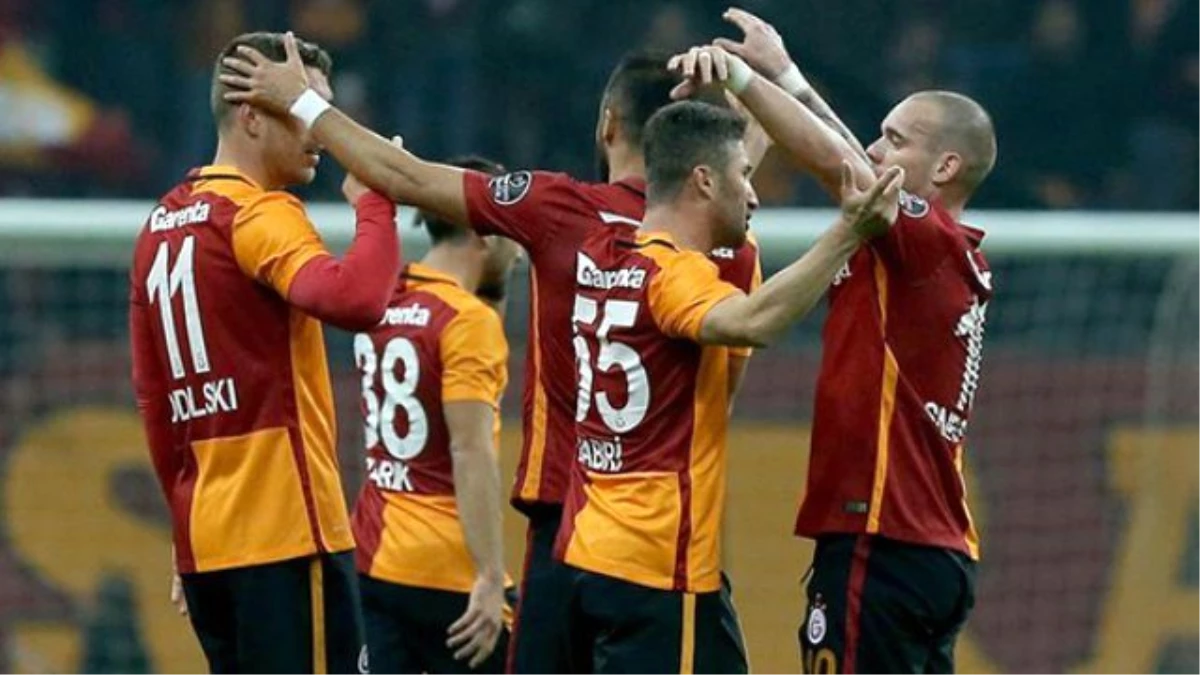 Sosyal Medyadaki Galatasaray Taraftarı, Futbolcuların Kaderini Belirledi