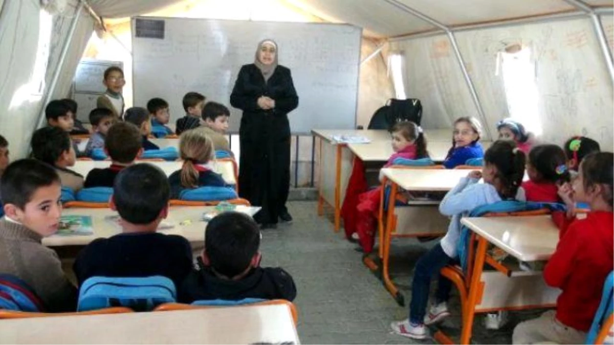 Suriyeli Çocuklara Türkçe ve Arapça Eğitim