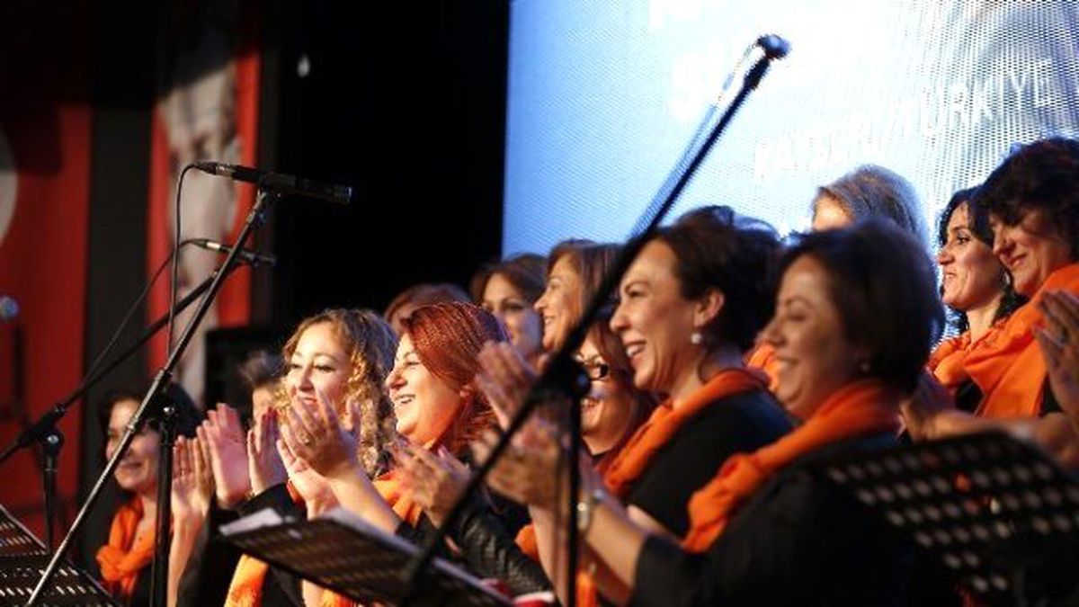 Agü\'de \'Kadına Şiddete Hayır, Susma Türkü Söyle\' Konulu Program