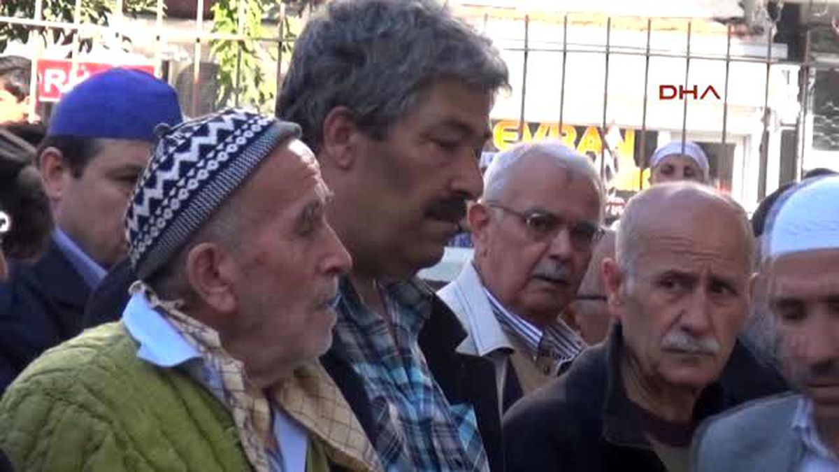 Aydın Belediye Şoförü, Eşini ve 2 Çocuğunu Öldürüp, İntihara Kalkıştı -ek Cenazeler Toprağa...