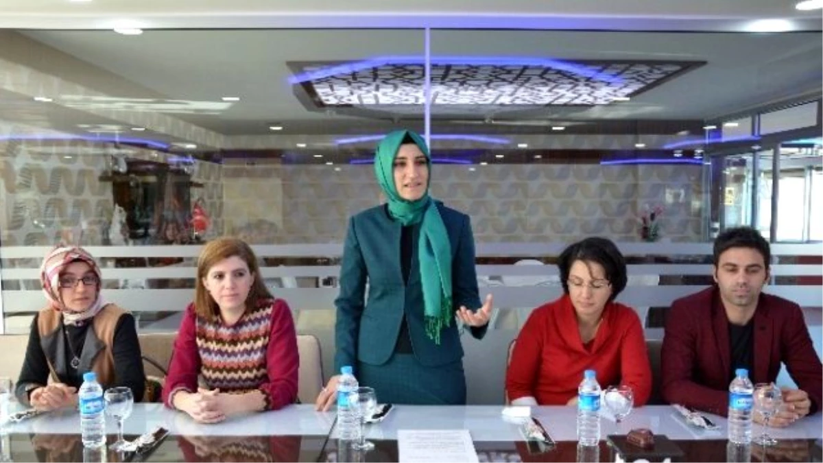 Bingöl\'de Kadın Sorunları Masaya Yatırıldı