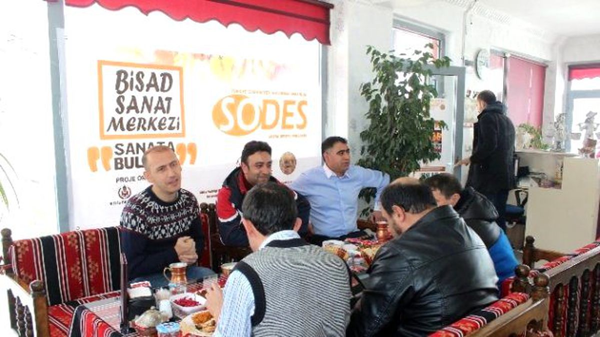 Bitlis\'te \'Sanata Bulaşın\' Projesi