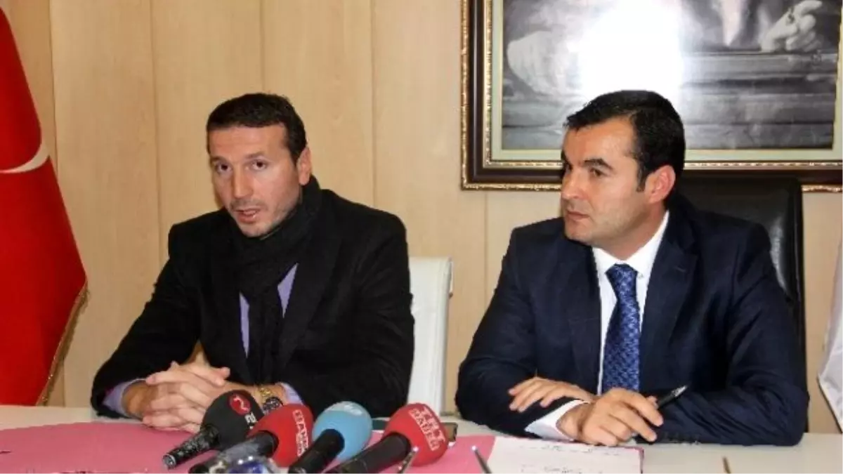 Büyükşehir Belediyespor Bayram Bektaş ile Sözleşme İmzaladı