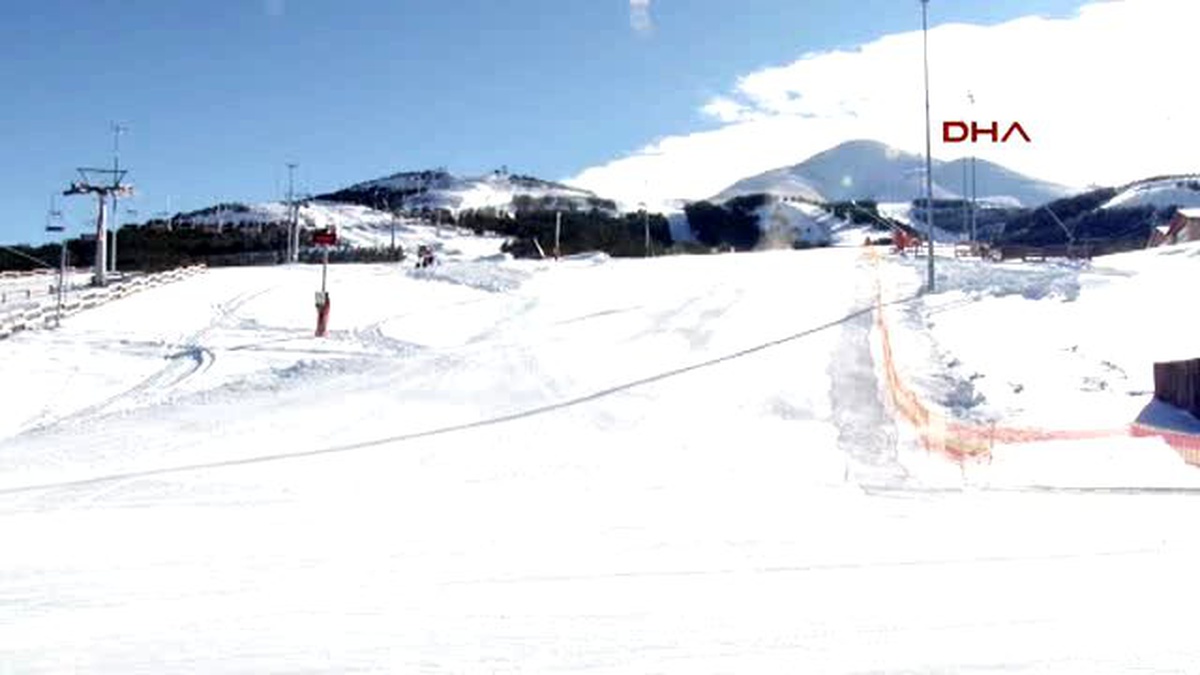 Erzurum Vali Kayarak Pistleri Test Edip, Sezonu Açtı