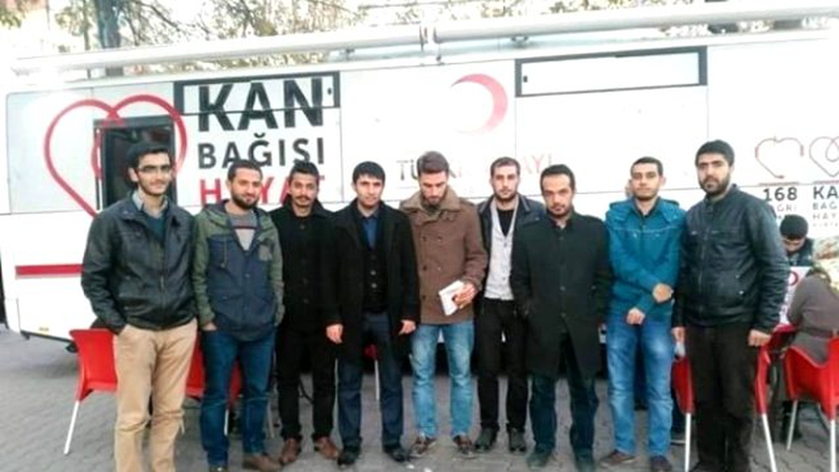 Malatya Gençlik Konseyi\'nden Kızılay\'a Destek
