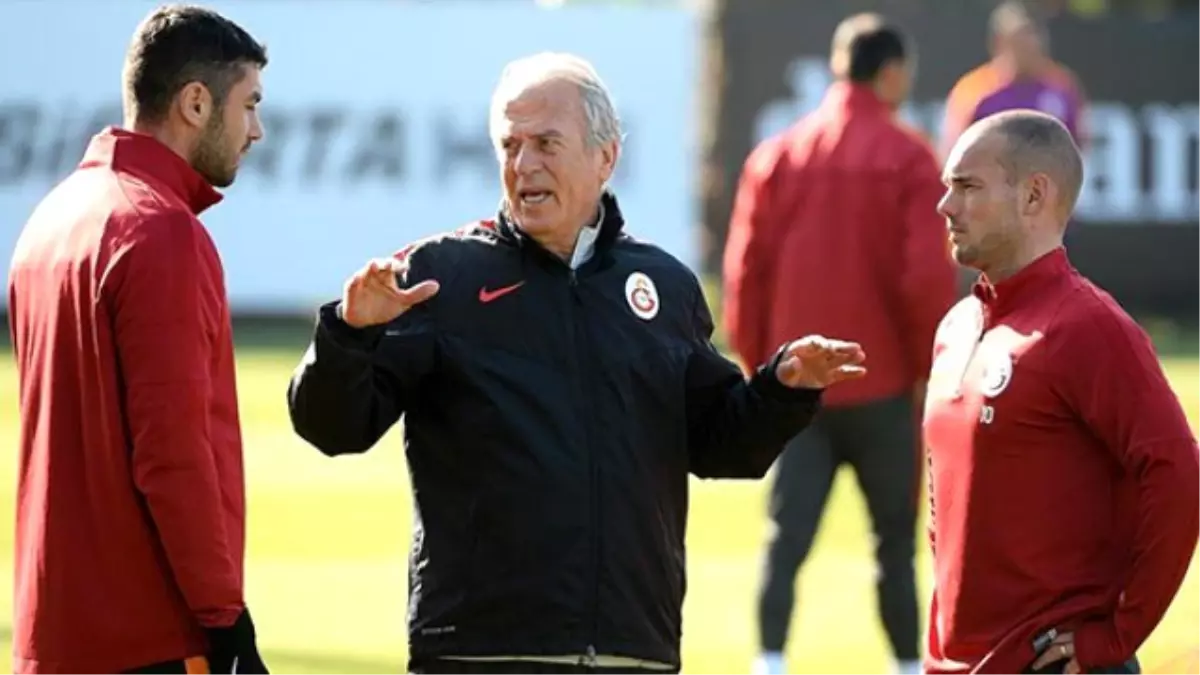 Mustafa Denizli: "Galatasaray Bir Sezonu Avrupa\'sız Geçiremez"