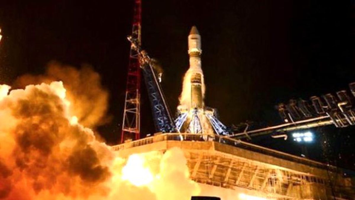 Rusya, En Modern Casus Uydusunu Kaybetti