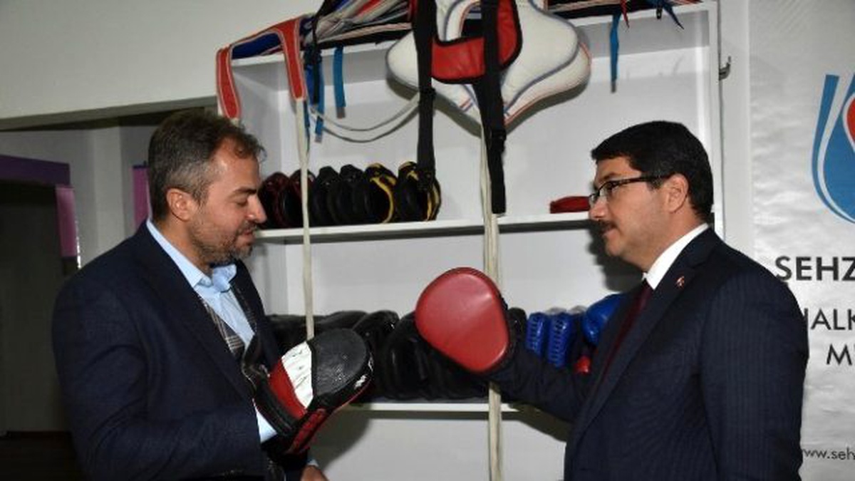 Şehzadeler\'de Başarılı Sporcular Yetişiyor