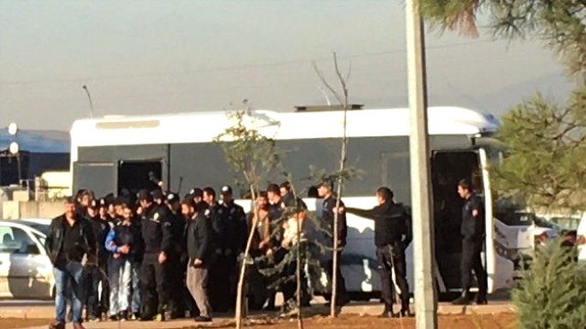 Uyuşturucu Operasyonunda 14 Kişi Tutuklandı
