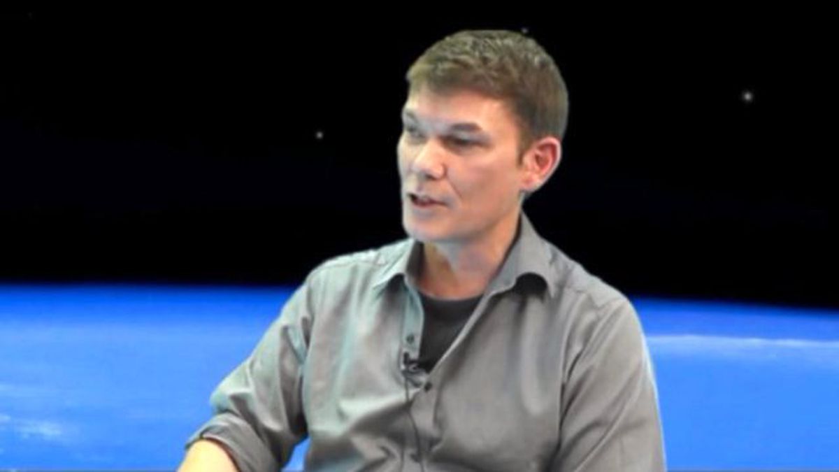 ABD'nin Kalbine Giren Hacker: ABD'nin Uzayda da Savaş Gemileri Var