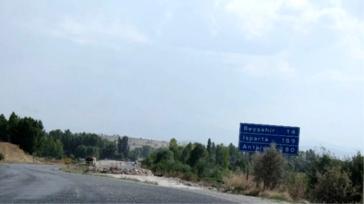 Beyşehir-konya Karayolunda Altınapa Baraj Kesimi 4 Gün Trafiğe Kapalı
