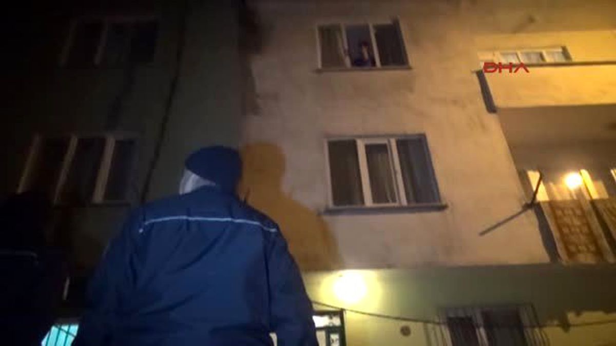 Bursa - Psikolojik Sorunları Olan Kişiye Müdahaleye Giden Polis Ekibinin Çarptığı Yaya Öldü