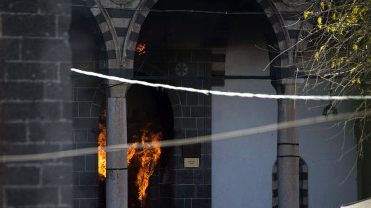 Dağdaki 100 PKK'lı Diyarbakır'ın Sur İlçesine İndi