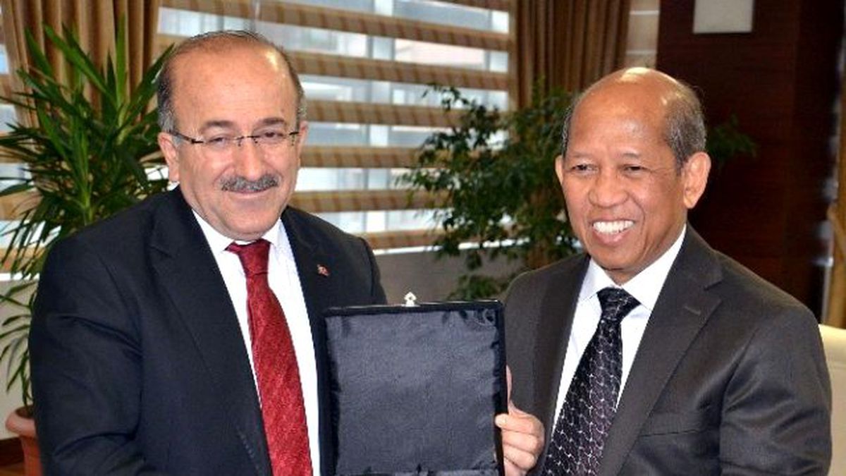 Endonezya\'nın Ankara Büyükelçisi Wardana\'nın Trabzon Ziyareti