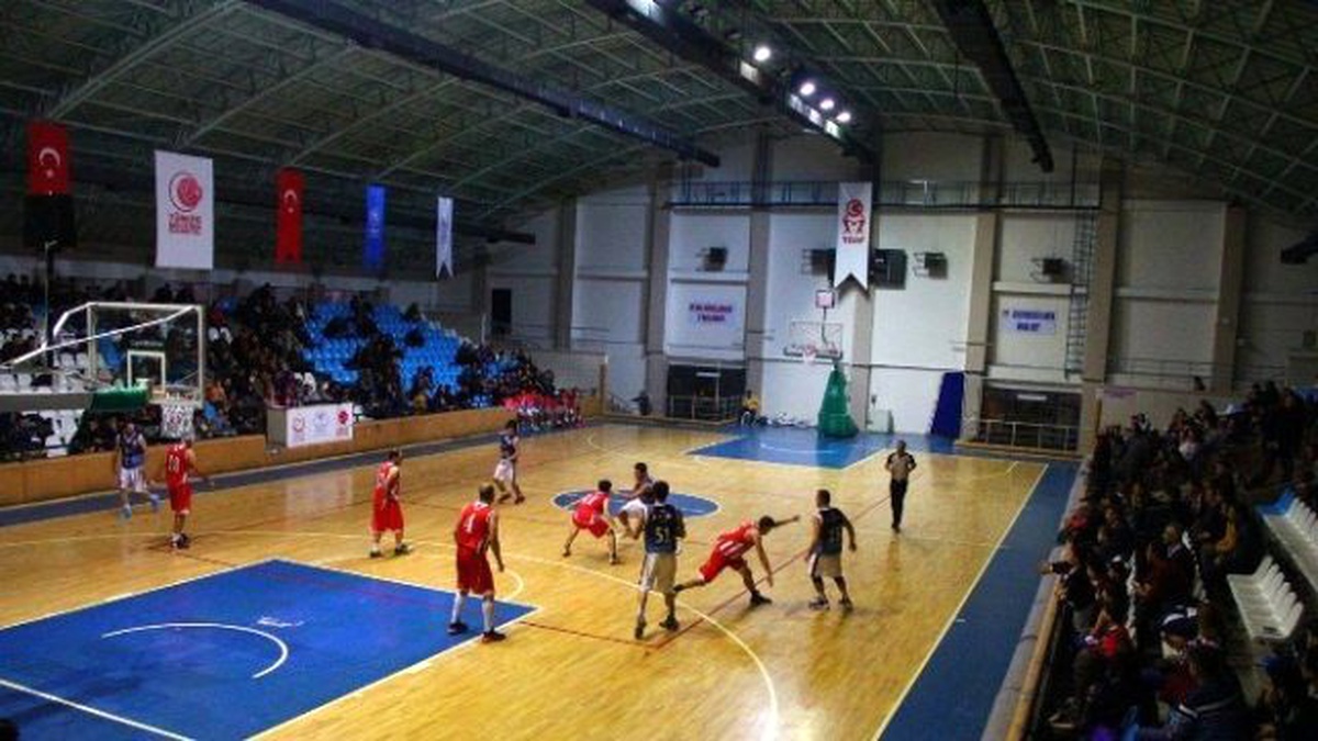 Erzincan\'da Bölgesel Basketbol Ligi Heyecanı
