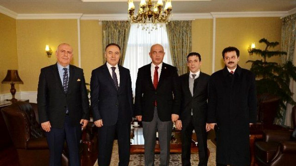 Ilıcalı\'dan Vali Altıparmak\'a Ziyaret