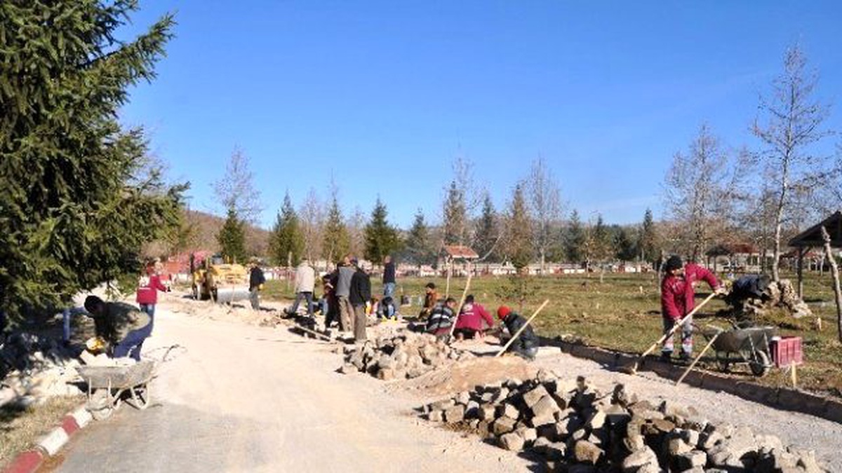 Kuğulu Park\'ta Modernizasyon Çalışmaları Başladı