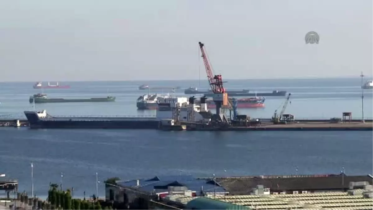 Rus Bandıralı 2 Geminin Limandan Ayrılmasına İzin Verilmiyor