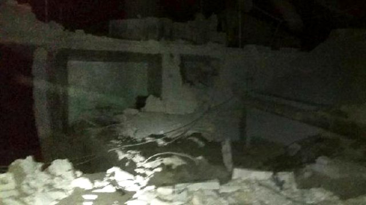 Rus Uçakları Suriye\'de Yerleşim Yerlerine Bomba Yağdırdı