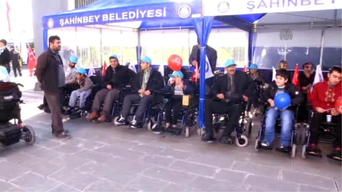 Şahinbey Belediyesi\'nden Engellilere Tekerlekli Sandalye