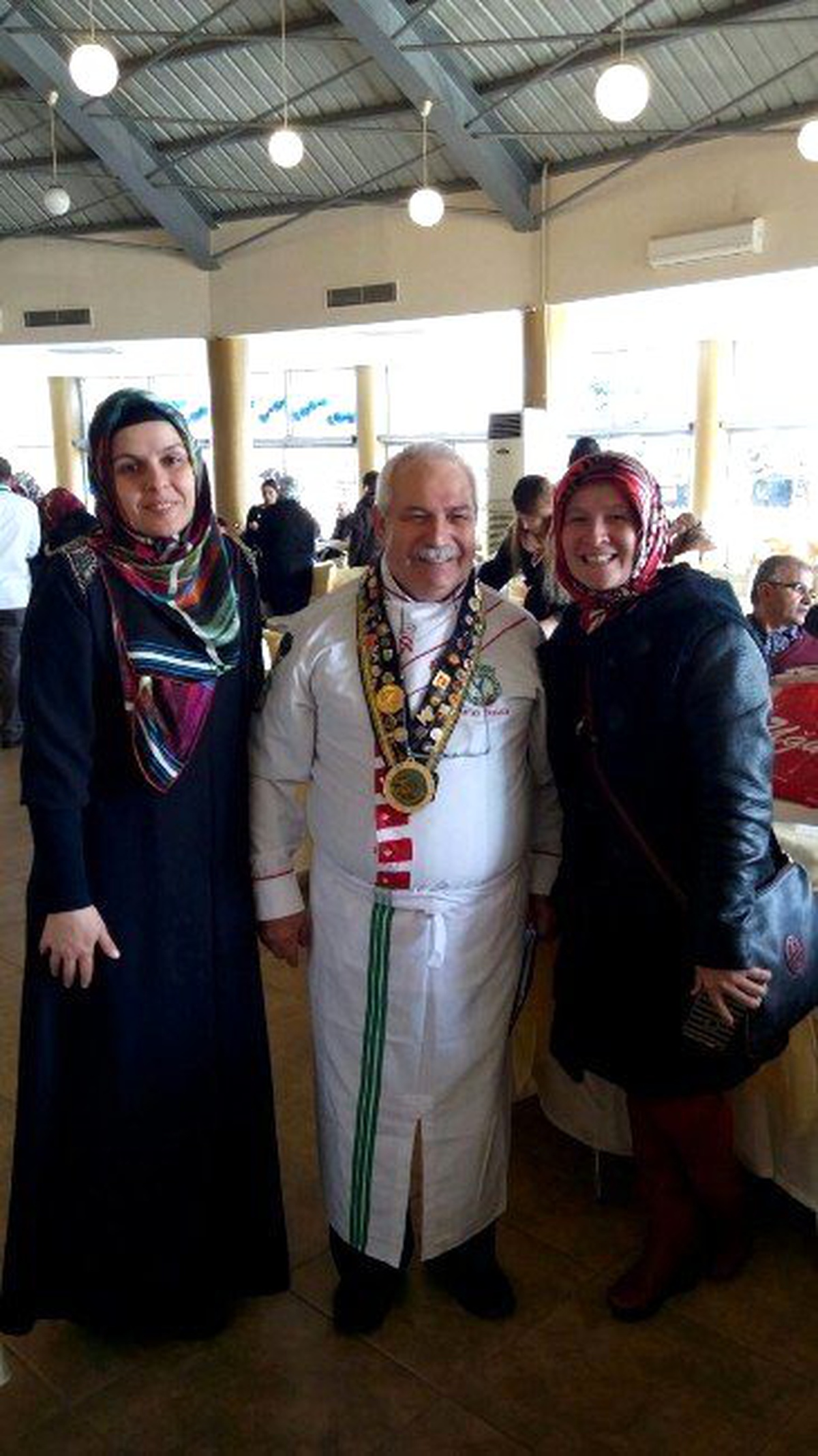 Sermek\'te Kurs Gördü, Girdiği Yemek Yarışmasında Birinci Oldu