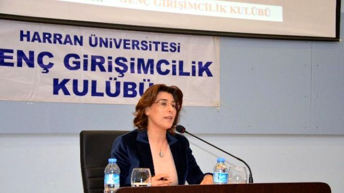 Urfalı İş Kadını Tecrübelerini Öğrencilerle Paylaştı