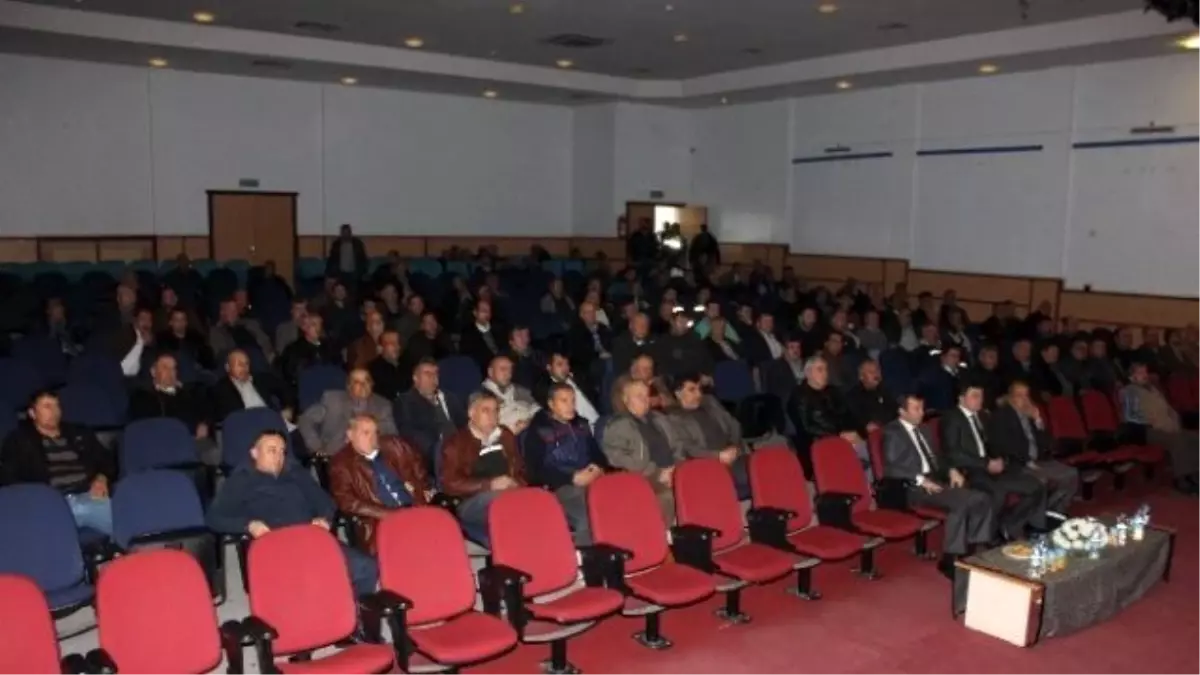 Aliağa\'da Sürücülere Trafik Güvenliği Semineri