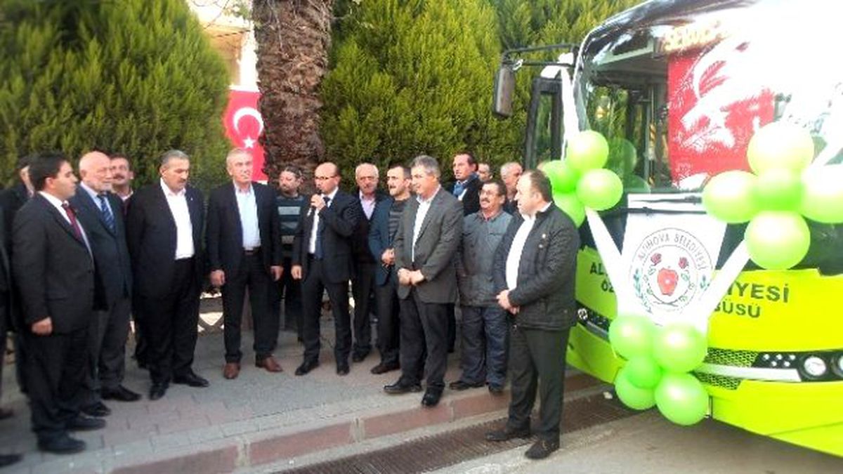 Altınova İlçesinde 2 Belediye Otobüsü Hizmete Girdi