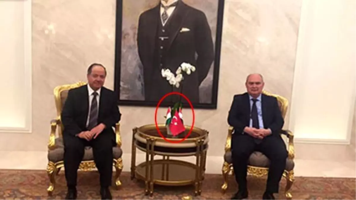 Barzani, Ankara'da Kürdistan Bayrağı İle Karşılandı