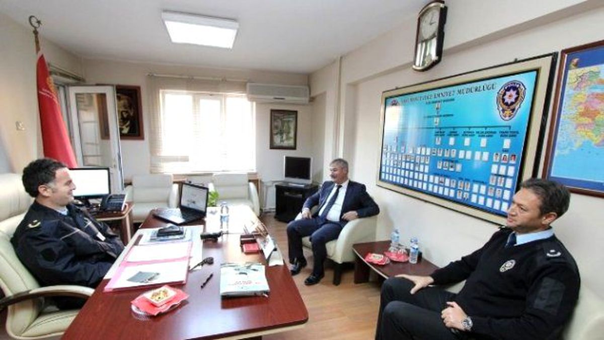 Başkan Yaralı\'dan Emniyet Müdürüne Ziyaret
