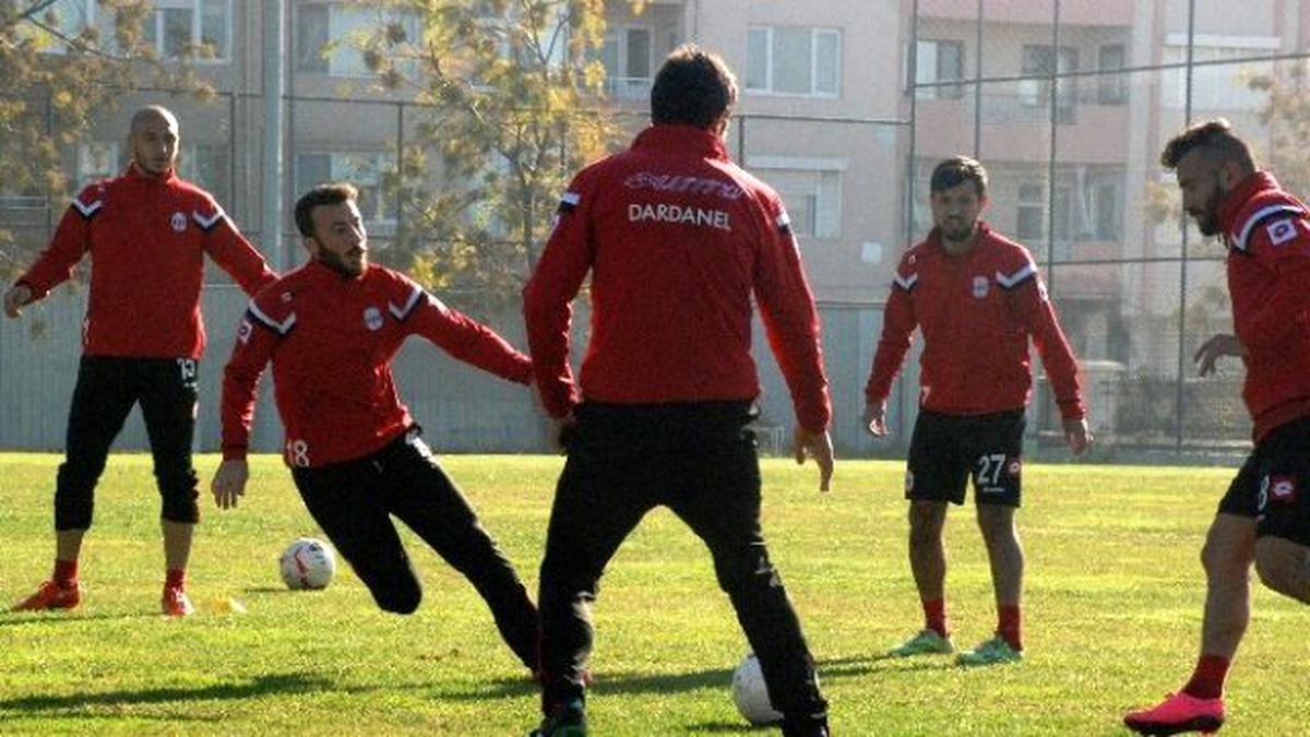 Dardanelspor Hazırlıklarını Sürdürüyor
