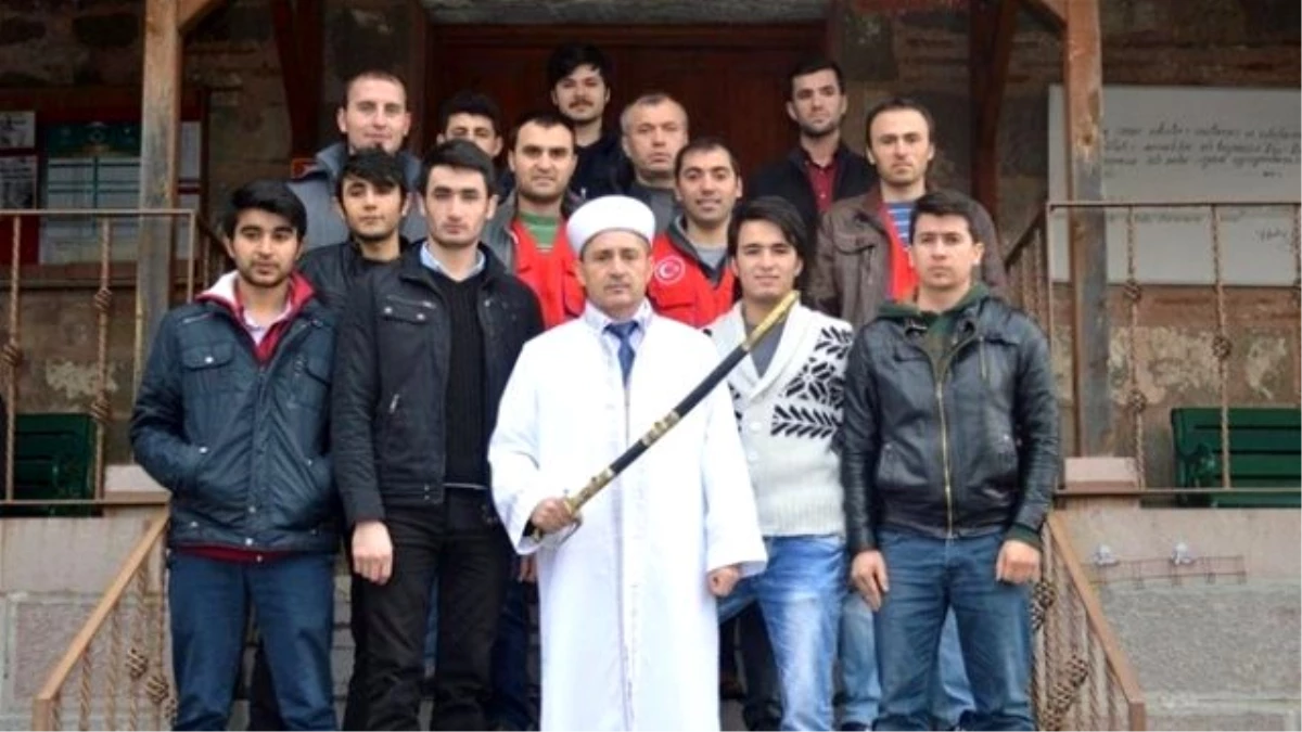 Gönüllülük Kulübü Fatih Camisi\'ni Ziyaret Etti