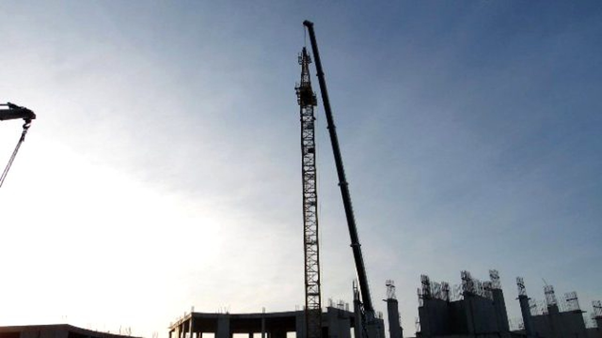 Hastane İnşaatında Çalışmalar Yeniden Başladı