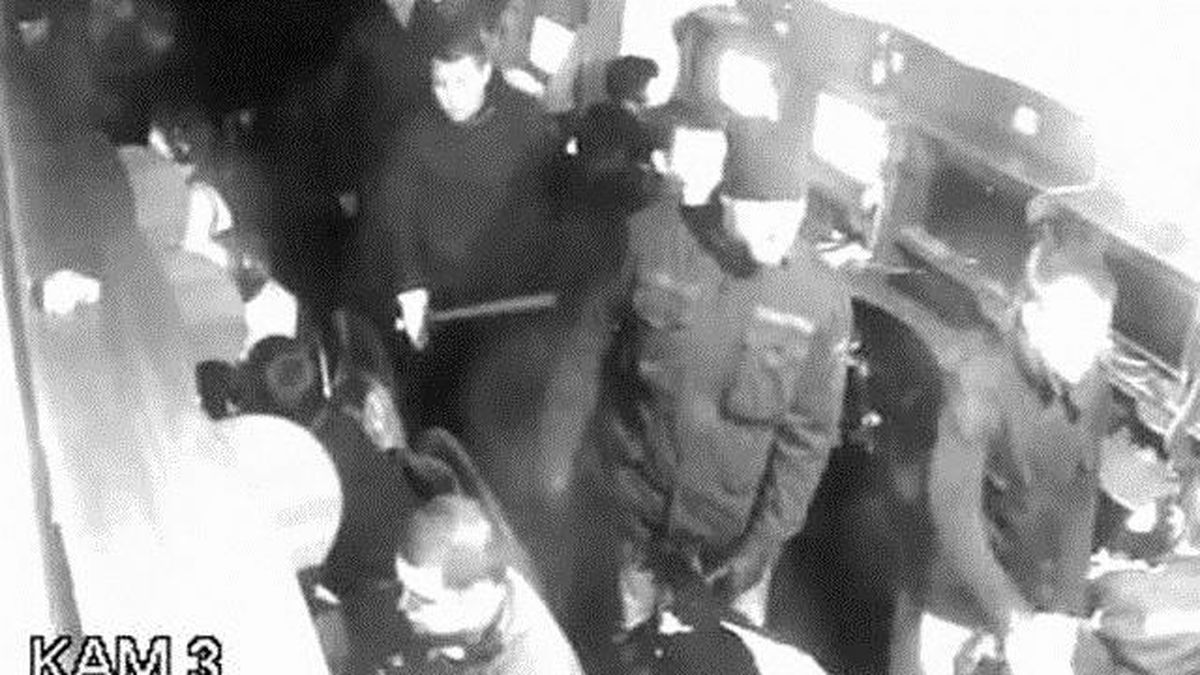 İnternet Kafede Yumruklu-Sopalı Sıra Dayağı