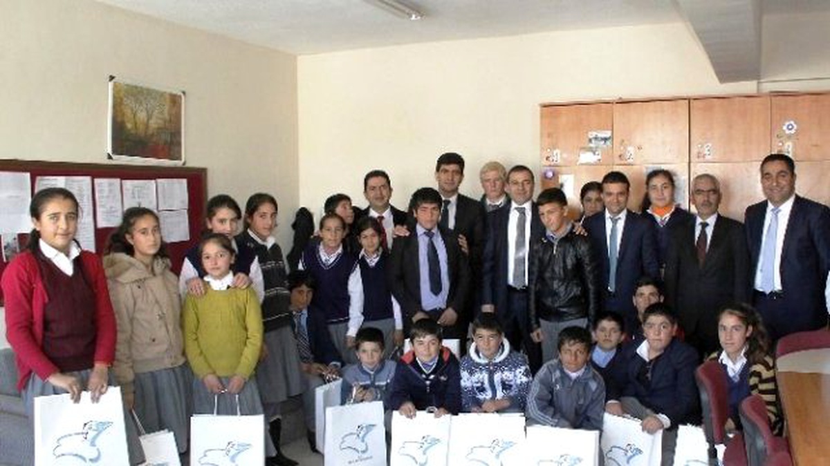 Kaymakam Yaşar Öğrencilerle Bir Araya Geldi