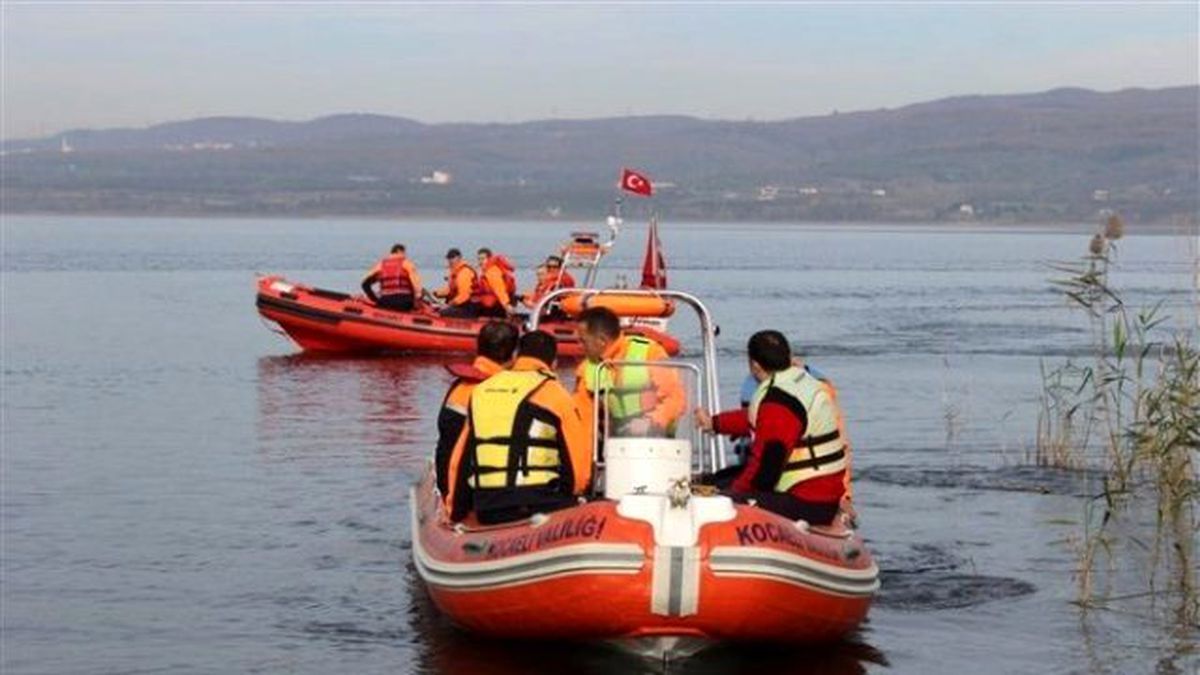 Kocaeli Afad\'tan Gerçeği Anımsatan Tatbikat