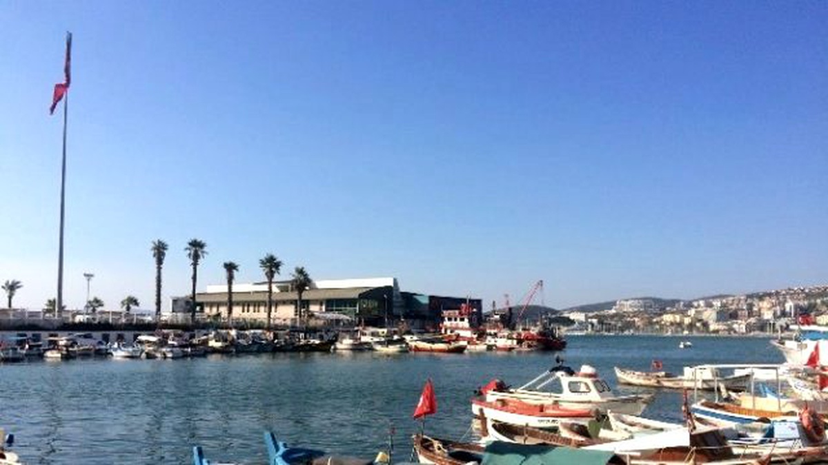 Kuşadası\'nda Liman ve Balıkçı Barınağı Tartışması
