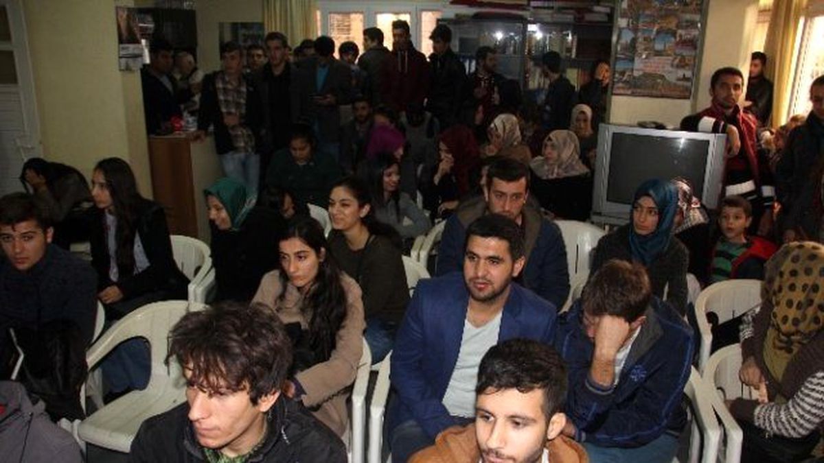 Mardinli 1357 Öğrenciye Burs