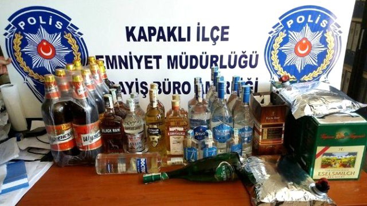 Pazarda 55 Şişe Gümrük Kaçağı İçki Yakalandı