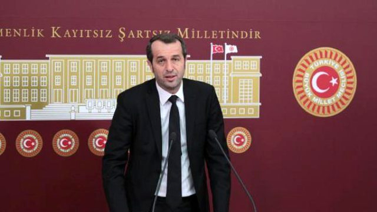 Saffet Sancaklı: Türkiye\'nin Spor Geliri Yüzde 70 Azalacak