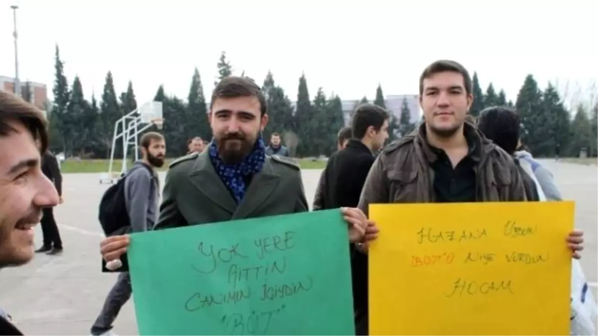 Saü\'de Bütünleme Sınavlarının Kaldırılması Protesto Edildi