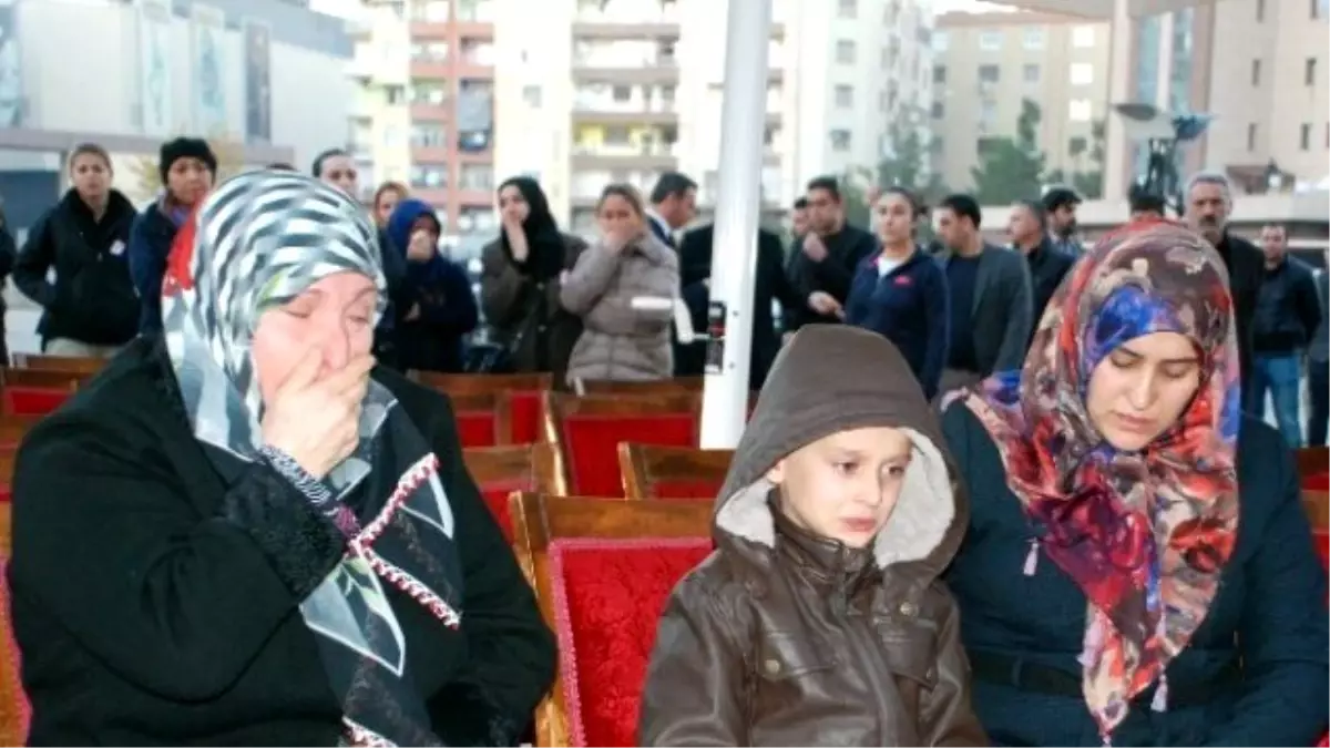 Şehit Polis Memleketine Uğurlandı