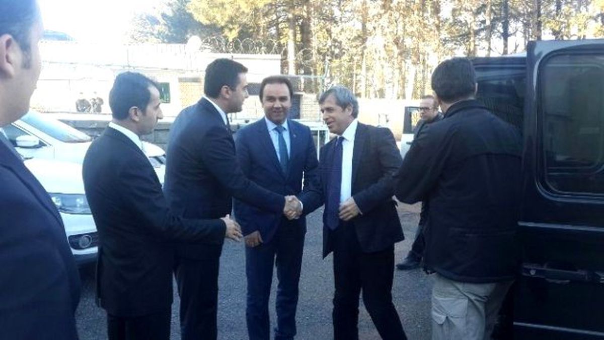 Vali Çınar'dan Kaymakam Erkan'a Ziyaret