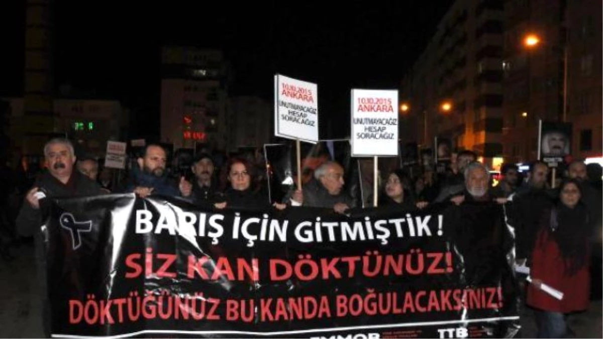 Ankara\'daki Bombalı Terör Saldırısı İkinci Ayında Eskişehir\'de Protesto Edildi