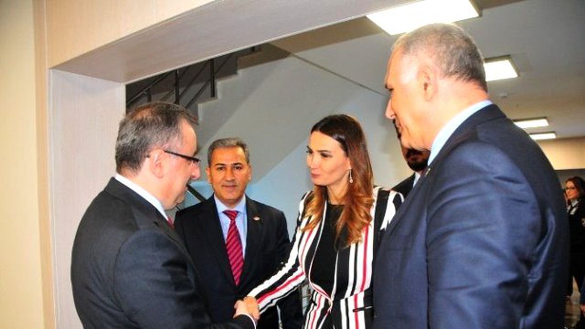 Azeri Soydaşlarımızdan Büyükşehir\'e Ziyaret